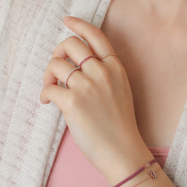 Half-half ruby diamond ring